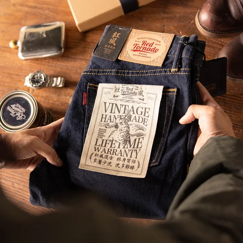 Red Tornado 12oz Slim Straight - đánh giá và giá Levis Jeans 501